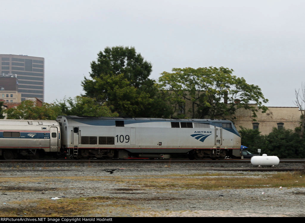 AMTK 109 leads train P080-04 at Elm